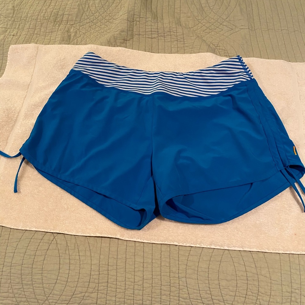 Lucy Flex Short